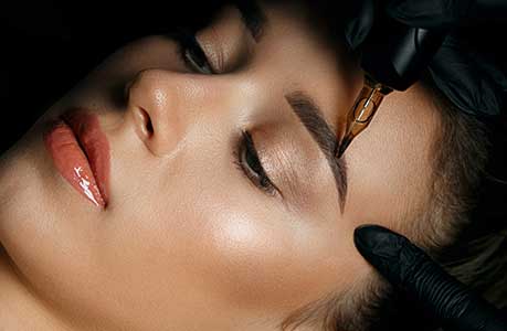 Permanente make-up wenkbrauwen